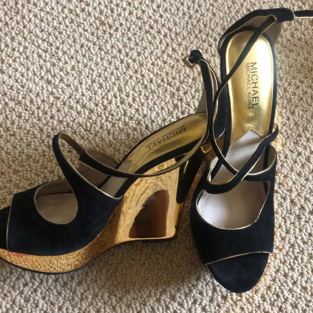 Michael Kors gold wedges size 10
